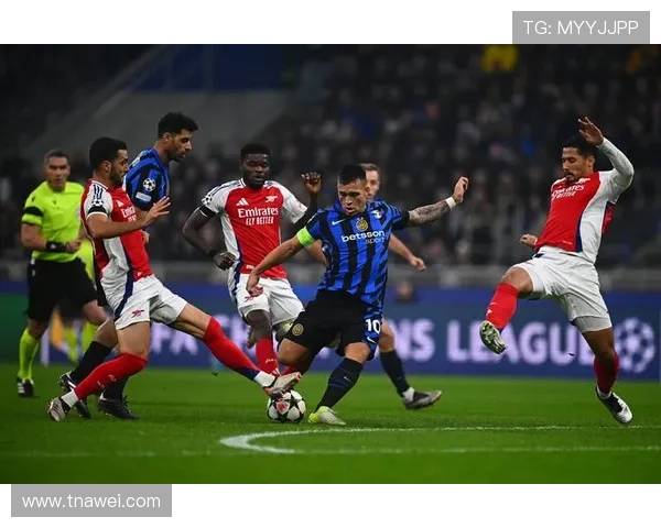 AC米兰陷入困境：战术混乱与阵容老化，豪门复兴之路何在？