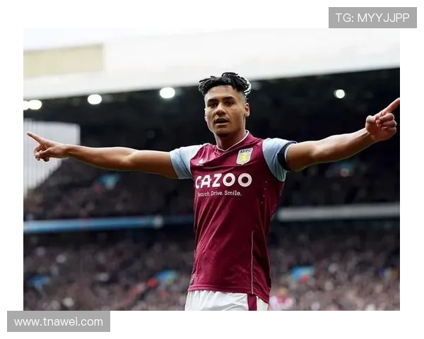 沃特金斯国家队角色低估：战术适配性与出场机会解析